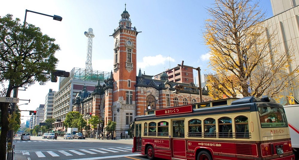 Descubra la arquitectura histórica de Yokohama a pie: un itinerario de un día
