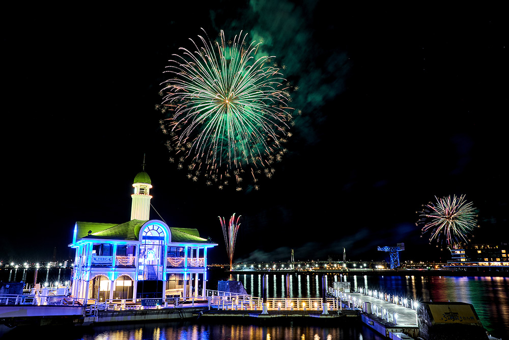 Viewing the Fireworks from Pukarisanbashi Pier