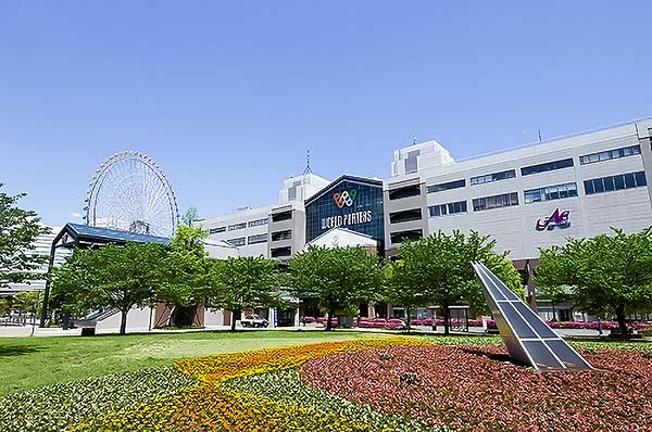 9.YOKOHAMA World Porters