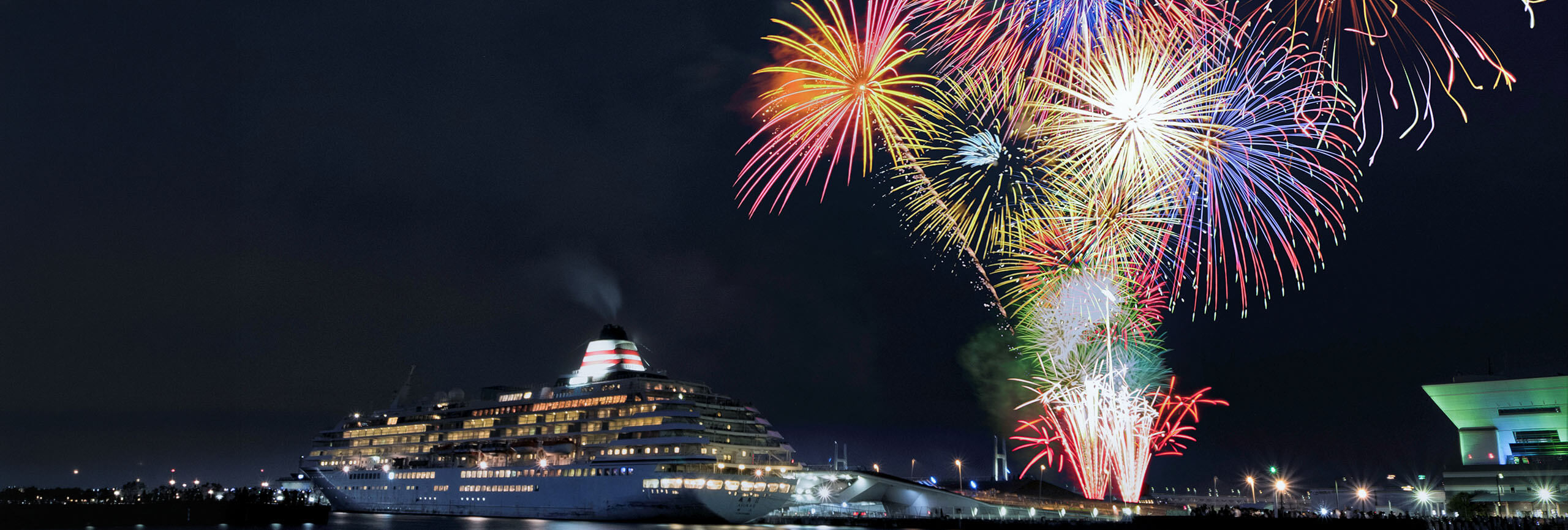 Yokohama Night Flowers Fireworks: Best Viewing Spots