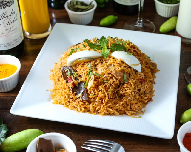 DELHI Dining