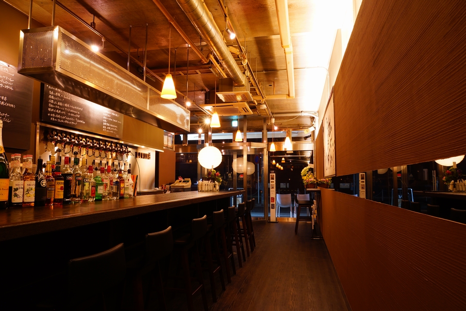 Living Craft Beer Bar