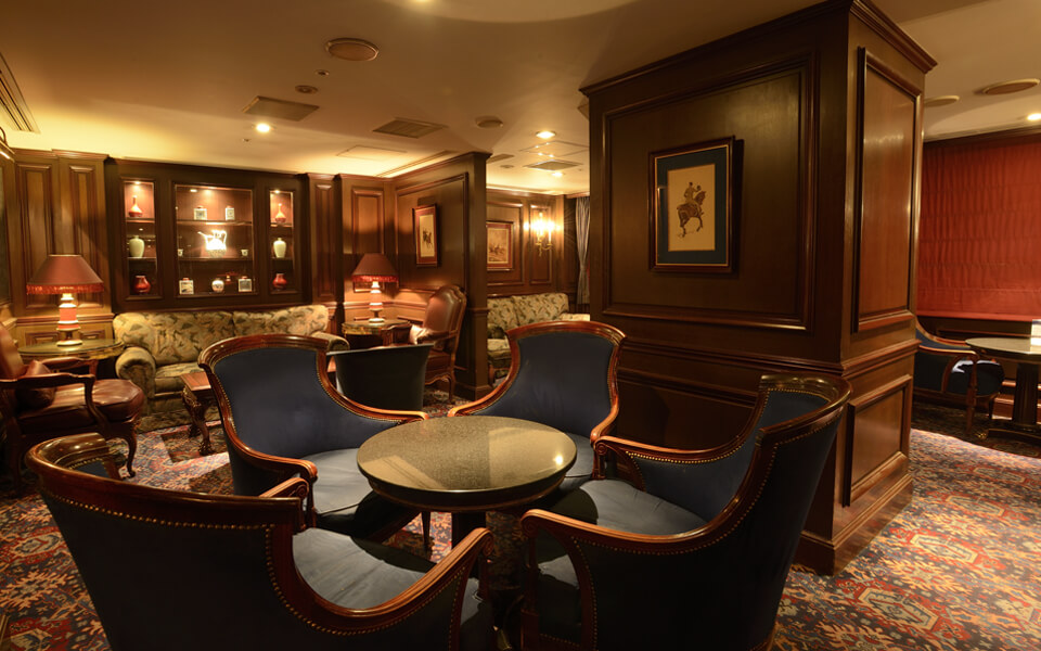 Keinginan Anda akan kemewahan dan rekreasi dikabulkan, di Hotel New Grand&#39;s Bar Sea Guardian II.